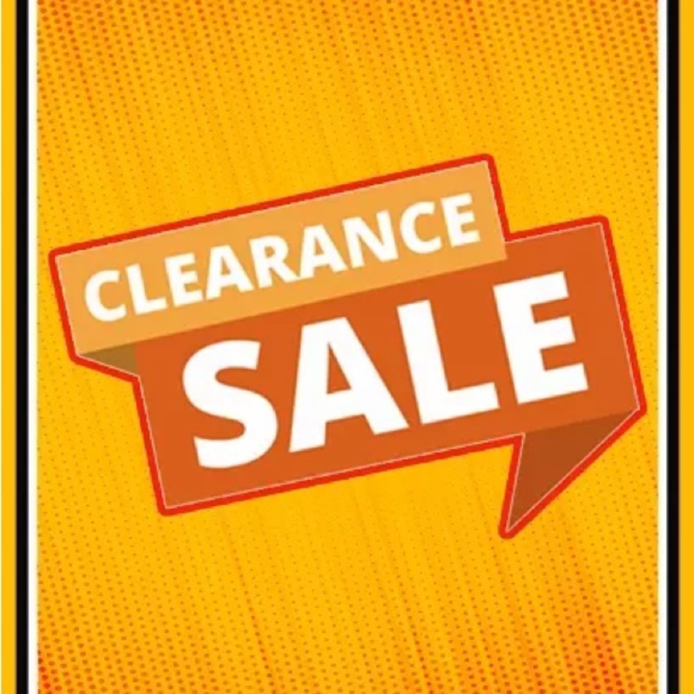 SUMMER CLOSET CLEARANCE!! MAKE OFFERS NOW!! VERY MOTIVATED SELLER!!
